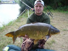 Kliknutím fotografii zvětšíte Labe 2009 77,cm 9,20kg