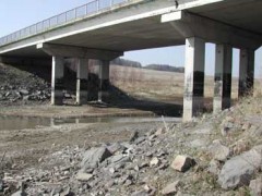 most u Zvodit