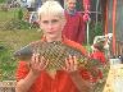Kliknutím fotografii zvětšíte S kapříčkem 58 cm..Nechranice