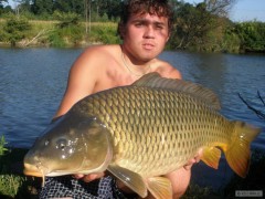 Kliknutím fotografii zvětšíte KAPR 10KG 82CM