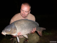 Kliknutím fotografii zvětšíte carp 90cm,15+kg