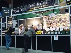 Za pultem Mika Products