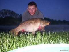 Kliknutím fotografii zvětšíte 75 cm 9 kilo