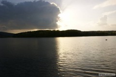 Kliknutím fotografii zvětšíte Bouřka nad Lipnem
