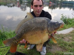 Kliknutím fotografii zvětšíte kulaťák 63cm Vltava