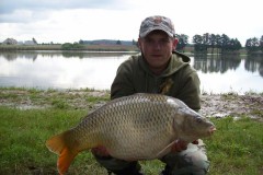 Kliknutím fotografii zvětšíte kapr 78cm a 11,90kg
