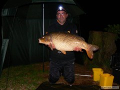 Kliknutím fotografii zvětšíte Kapr 87cm 14kg