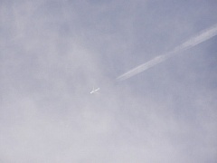 Kliknutím fotografii zvětšíte chemtrails