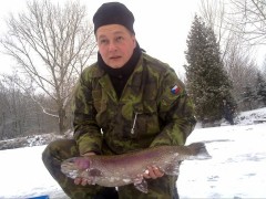 Kliknutím fotografii zvětšíte Pstruh 60cm 2,80Kg