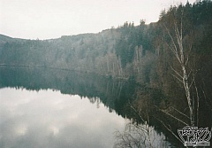 Kliknutím fotografii zvětšíte 08; Slapy z cholínského mostu II, 21.12.98.jpg