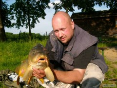 Kliknutím fotografii zvětšíte carp