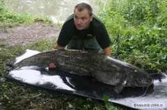 Kliknutím fotografii zvětšíte sumík 170 cm