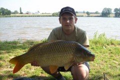 Kliknutím fotografii zvětšíte kapr 76 cm a 8,60 kg