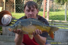 Kliknutím fotografii zvětšíte KAPR 62 cm