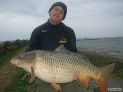 Kliknutím fotografii zvětšíte Zatím osobáček 96cm 18.10kg