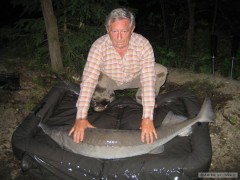 Kliknutím fotografii zvětšíte Najvacsia ryba zajazdu tatkov jesik 18,5kg