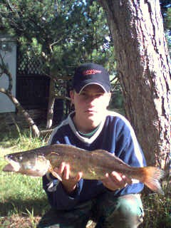 Kliknutím fotografii zvětšíte Candát 56cm-Lipno 2004
