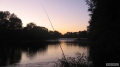 Kliknutím fotografii zvětšíte feeder na večerní Ohři