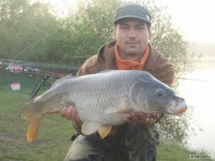 Kliknutím fotografii zvětšíte Kapr 74cm