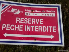 Z�kazov� tabule na fr. potokoch