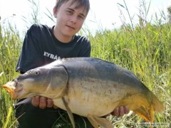 Kliknutím fotografii zvětšíte Kapřík 62 cm svazová voda