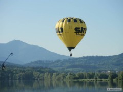 Kliknutím fotografii zvětšíte balon nad olesnou