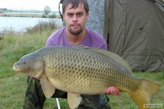 Kliknutím fotografii zvětšíte Kapr 87cm 16,5 kg