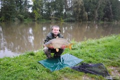 Kliknutím fotografii zvětšíte kapr 85cm