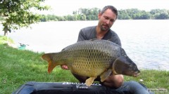Kliknutím fotografii zvětšíte šupik 90cm a 15kg