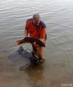 Kliknutím fotografii zvětšíte 92 cm, nevážen, odhad cca 15kg