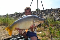 93cm 15kg