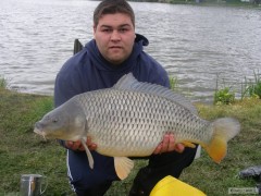 Kliknutím fotografii zvětšíte karp 10,5 Kg