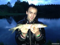 Kliknutím fotografii zvětšíte Štika na rohlík :-)