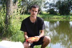 Kliknutím fotografii zvětšíte Perlín ostrobřichý forma zlatý