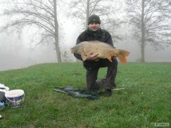 Kliknutím fotografii zvětšíte Kapřík 87 cm na feeder