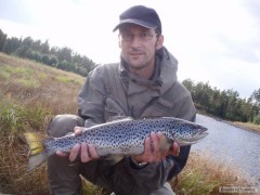 Kliknutím fotografii zvětšíte Švédsko 2009 - Pstruh potoční, jezerní forma - 55cm