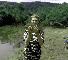 Kliknutím fotografii zvětšíte Karas jako vystřiženej s učebnice