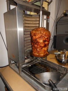 Kliknutím fotografii zvětšíte Gyros
