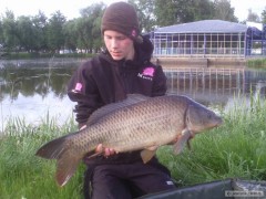 Kliknutím fotografii zvětšíte Kapr 84cm/7,60kg