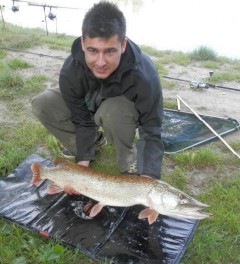 Kliknutím fotografii zvětšíte Štika 100Cm