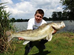 Cand�t 94 cm 9 kg
