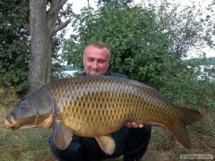 Kliknutím fotografii zvětšíte Kapr 14,35kg