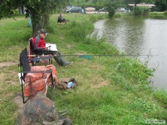 Soukr. rev�r ���r nad S�zavou Hr�zky