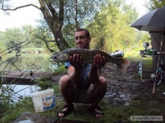Kliknutím fotografii zvětšíte candát 74cm