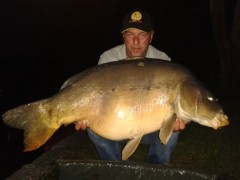 Kliknutím fotografii zvětšíte Kapr 28kg - Nová Série Magic SQUID Extra Carp