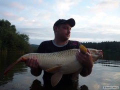 Kliknutím fotografii zvětšíte 16 kg- 90 cm