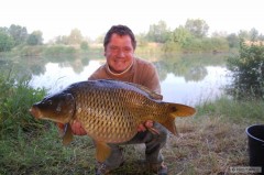 Kliknutím fotografii zvětšíte 69 cm tučko