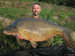Kliknutím fotografii zvětšíte šupík 101 cm a 24,6 kg nový osobáček 2015