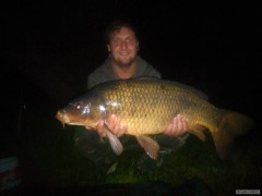 Kliknutím fotografii zvětšíte Kapr 84cm a 11kg