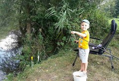 Kliknutím fotografii zvětšíte Honzík chytá
